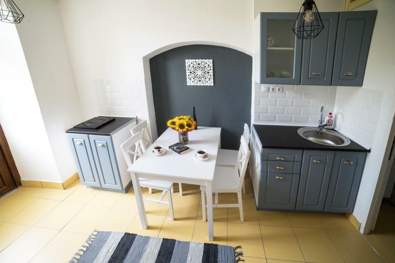 Ultra Central Apartment Κλουζ-Ναπόκα Εξωτερικό φωτογραφία